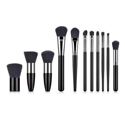 China skin-friendly and low MOQ best selling custom beauty accessories 1pcs black rose big makeup brush set for sale