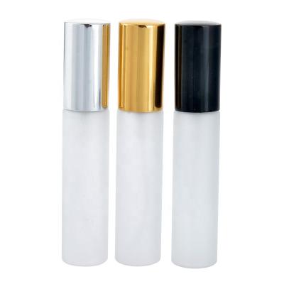 China Personal care frosted glass perfume bottles with gold spray pump for oi scented sprayer matte glass perfume bottle for sale