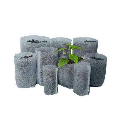 China Anti-bacteria Eco-friendly Biodegradable Woven Fabrics Non Growing Plant Pot Nursery White Bag Hot Selling Products for sale