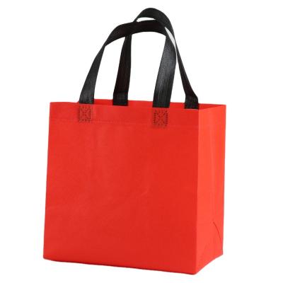 China Laminated non woven non woven shopping bag handled gift bag, non woven bag shopping bag, shopping bag non woven fabric printing bags for sale