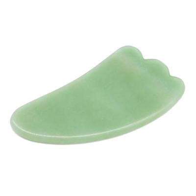 China Face Auenturine Gua Sha Board Green Scraping Claw Jade Massage Beauty Device for sale