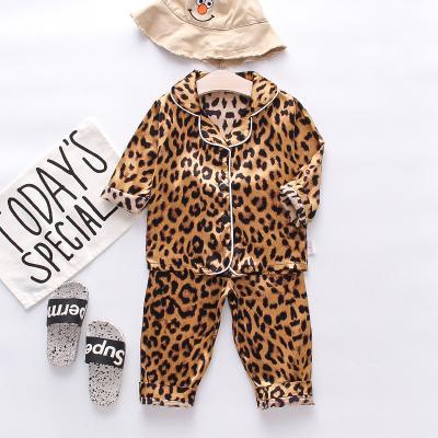 China Breathable Custom Leopard Logo Baby Clothes Long Sleeve Solid Color Silk Clothes for Kids Goods Pajamas Sleepwear for sale