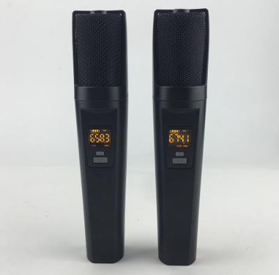 China Handheld Microphone Vocal Microphone With Headset UHF Karoke System Phone Microphone for sale