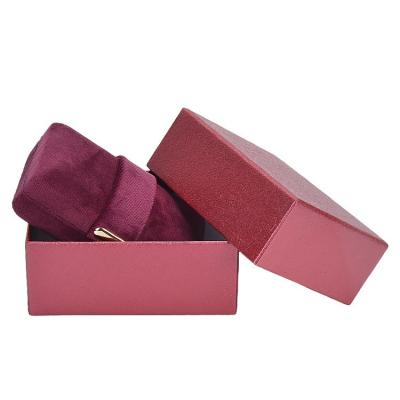 China 2021 new portable stylish gray green jujube red ring earrings flannel cloth box jewelry boxes for sale