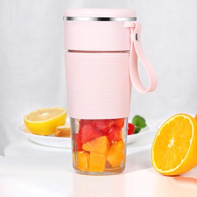 China USB Rechargeable Mini Juicers Bottle Juice Cup Personal Mobile Fruit Juicer Machine Mini Smoothie Hand Blender Car Portable for sale