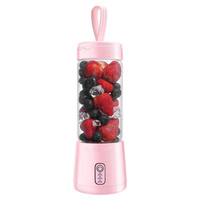 China Car Mini Usb 4 Blade Fruit Squeezer Blender Rechargeable Portable Juice Blender Juicer Blender for sale