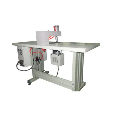 China Garment Shops Ultrasonic Spot Welding Machine For Nonwoven Bag Handle (JP) for sale