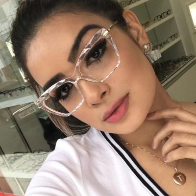 China Trendy Fashion Sunglasses GGKD2500 Ins Style Eyewear Crystal Faceted Optical Frame for sale