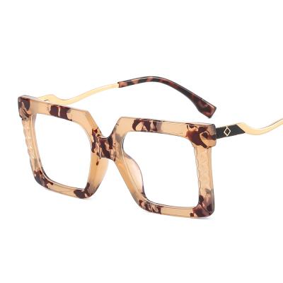 China New 2022 Square Fashion Personality TR90 Glass Frame Women GGJH7113 for sale