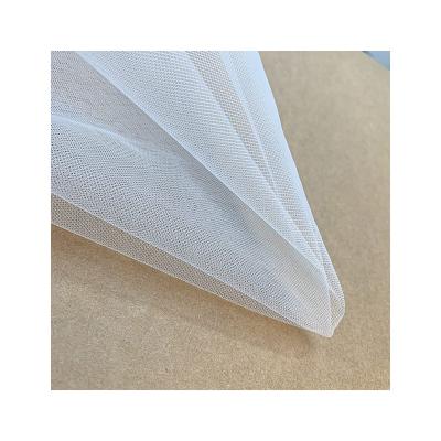 China Wholesale Custom Free Samples Shrink-Resistant Power 23gsm Polyester Double Line American Mesh Fabric for sale