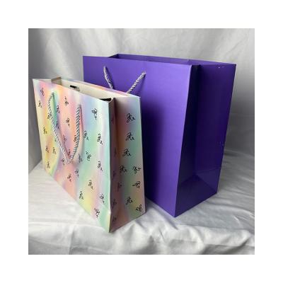 China 2020 Hot Sales Customized Buying Recyclable Hair Extension Gift Packaging Paper Bag With Gold Foil Logo for sale