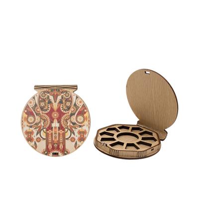 China Custom 10 Color Handmade Eco-Friendly Round Empty Wooden Cosmetic Packaging Bamboo Eyeshadow Palette Container Box for sale