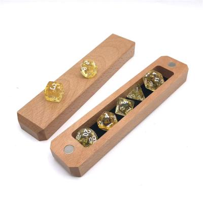 China Hot saling yellow resin 7pcs d20 d6 d&d die sets entertainment with high quality for sale