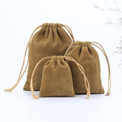 China Recyclable Wholesale Gift Jewelry Drawstring Velvet Pouch Custom for sale