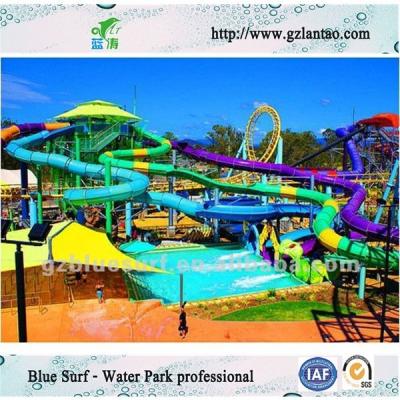 Chine L'équipement fait sur commande de parc d'Aqua badine le parc d'attractions de l'eau avec la glissière d'eau différente à vendre