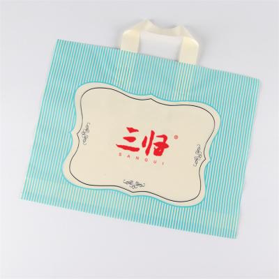 China Biodegradable Custom Printed Eco-friendly Reusable Plastic Bag Handle Plastic Bags Plastic Bag Logo Design for sale