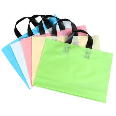 China Reusable Shopping Goods Grocery Boutique BIODEGRADABLE Shopping Plastic Bags With Logos Plastic Carry Bag Shopping Bag for sale