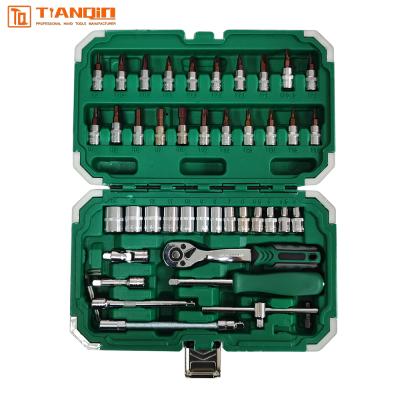 China Auto Repair 53 Pcs Box 1/4 Torque Socket Wrench Auto Repair Tool Kit Crash-Resistant for sale