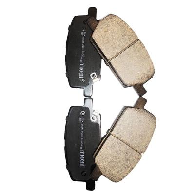 China Ceramic Auto Noise Brake Pad Canter Dust Proof Carbon Ceramic Brake Pad OEM Standard D2019 42566748 for sale