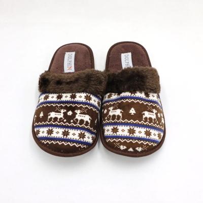 China Cheap Light Fast Delivery Christmas Print Women In Flannel Running Slippers for sale