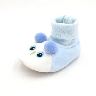 China Light Blue Cute Animal Bird Velvet Knitted Sock Boots Slippers For Babies for sale