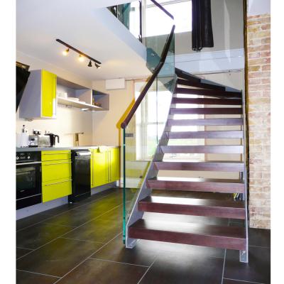 China Modern Interior Carbon Steel Double Side Stringer Red Oak Wood Step Staircase for sale