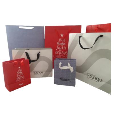 China Recyclable Gift Packaging Contracted Style Gift Bag Custom Logo for sale