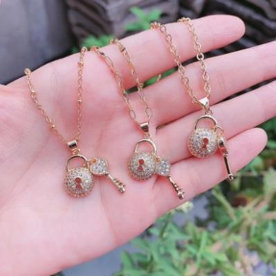 China High quality BD-B1313 like jewelry CZ micro to pave necklace gold lock+key necklace wholesale chain pendant necklace for sale