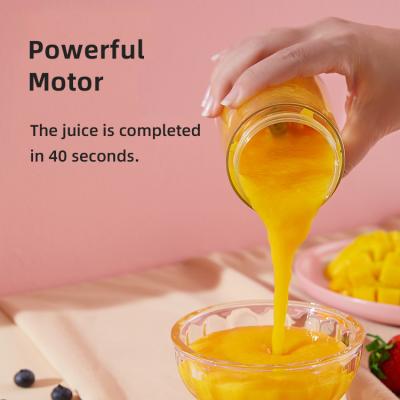 China Protable Fruit Juicer Citrus Juicer Lemon Juicer Portable Rechargeable Vegetable Blender Blender USB Portable Blender Squeezer for sale