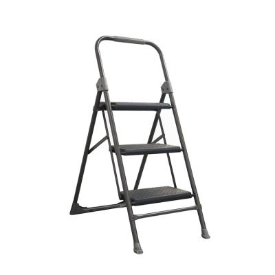 China Modern Wide Anti-Slip Sturdy Steel Three Pedal Large Step Ladder Fiberglass Folding Platform Ladder With Rubber Hand Grip for sale