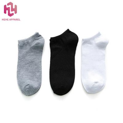 China Wholesale custom logo QUICK DRY cheap no show bangs breathable socks Gray Invisible Socks classic black white women summer fit low tops for sale