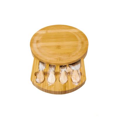 China Sustainable Bamboo Cutting Board With 4 Pieces Of Cheese Set Bamboo Board Knife for sale