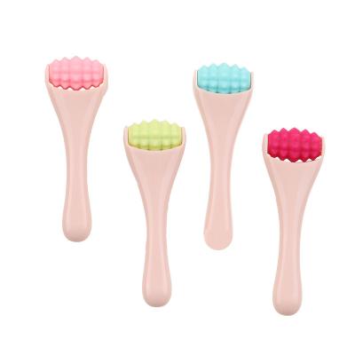 China Hot Selling Anti-Puffiness Ice Roller For Face And Eyes Reducing Puffiness Skin Care Ice Roller for sale