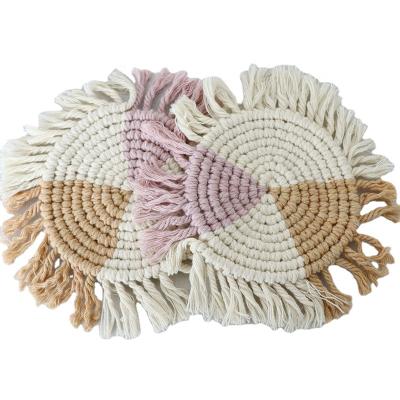 China Sustainable Bohemian Handmade Cotton Woven Macrame Coaster With Tassels Round Shape Macrame Coaster for sale