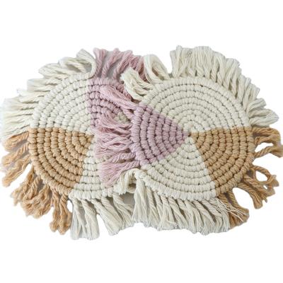 China Sustainable Bohemian Handmade Cotton Woven Macrame Coaster With Tassels Round Shape Macrame Coaster for sale