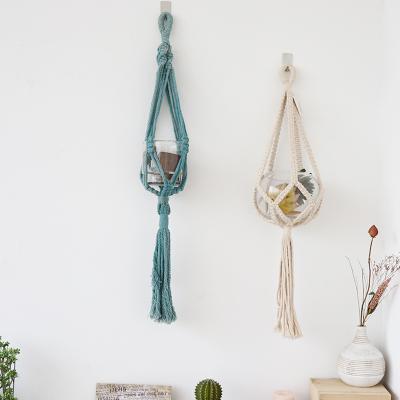 China Handmade Indoor Outdoor Plant Hanger Plant Hanger Macrame Farmhouse Cotton Home Decoration for sale