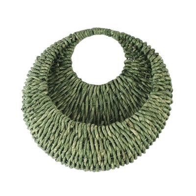 China 2021 pure natural corn wall gardening hanger high quality home wholesale hand made new decorations materials for sale