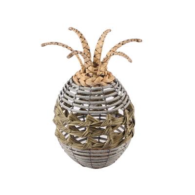 China 2021 hot sale new style high quality and reasonable price modern home decoration pineapple handcrafted for sale