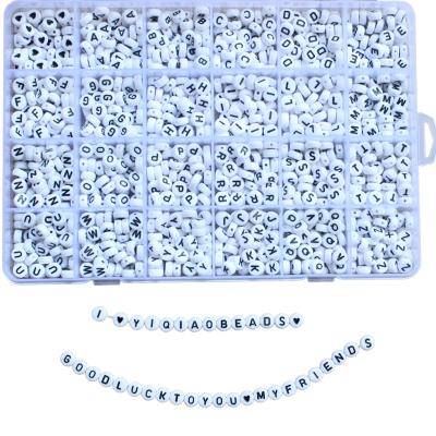 China Diy JEWELRY Accessories 1200PCS White Letter Alphabet Beads A-Z and Heart Beads For Jewelry Making Acrylic Letter Beads for sale