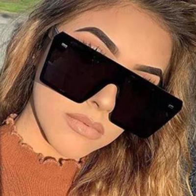 China 10 Years Experience Hot Sale Square Oversized Glasses Fashion Custom Sunglasses for sale