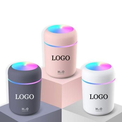 China Colorful 300Ml Car Cup Rotation Led Office Car Mini Air Humidifier Baby Cool Mist Usb Lightweight Home Room Ultrasonic Humidifier for sale