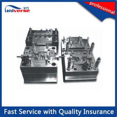 China Multi Cavity OEM Precision Injection Mould For Furniture Small Plastic Corner for sale