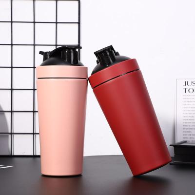 China OLERD Sustainable 24oz Custom Logo SS 18/8 Double Wall Stainless Steel Shaker Bottle for sale