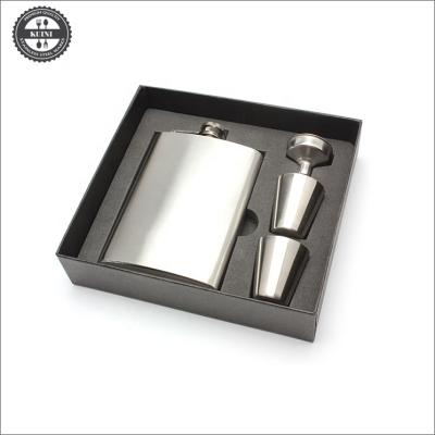 China Hip Flask Set Stainless Steel 8OZ Hip Flask Gift Set for sale