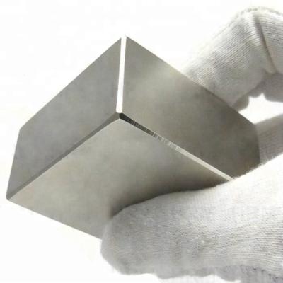 China Industrial Super Strong Sintered Magnet 50*50*25mm Block N52 Neodymium Magnet for sale