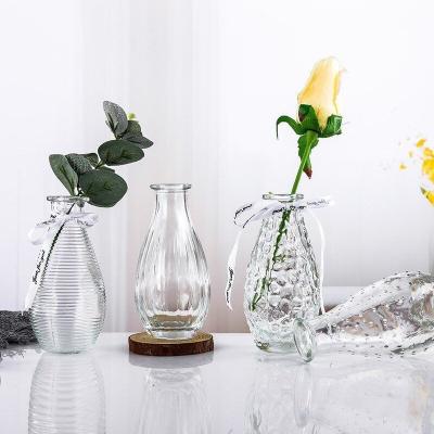 China Modern Small Glass Vase Modern Transparent Fresh Water Flower Desktop Glass Vase Glass Bottle Wedding Hydroponic Home Ornaments for sale