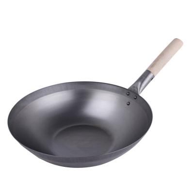 China Sustainable Restaurant Cooking 14 Inch Wok Pan Frying Carbon Steel Wok Flat Bottom Smokeless Wok for sale