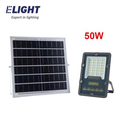 China Modern Solar Outdoor Photocell Control Flood Light Industrial Outdoor Flood Light Reflector Led Solar Flood 50W for sale