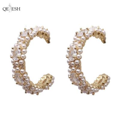 China Viable Niche Pearl Tide Tidal Qetesh C-Shaped Earrings 925 Sterling Silver Jewelry Statement Pearl Earrings for sale