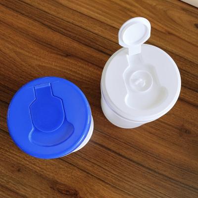 China Custom Brand Logo Cleaning Canister Barreled High Efficient Wet Wipes Container for sale